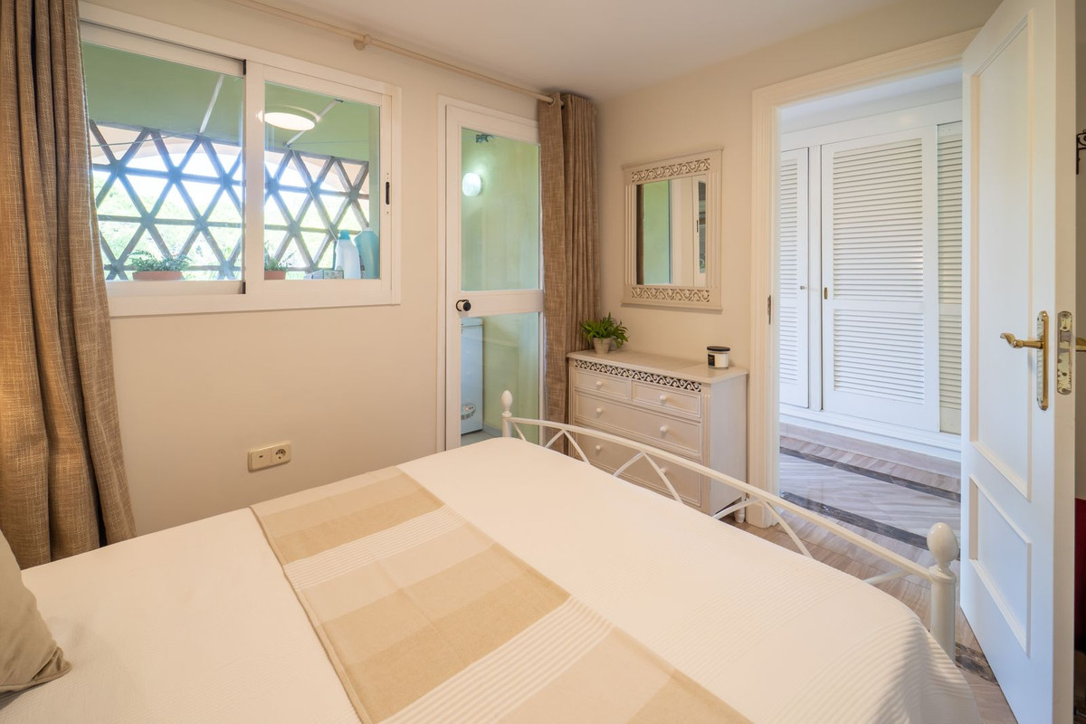 Appartement te koop in Elviria | 3 slaapkamers H5477959