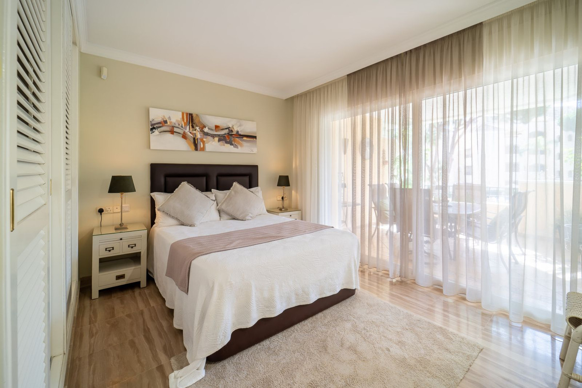Appartement te koop in Elviria | 3 slaapkamers H5477959
