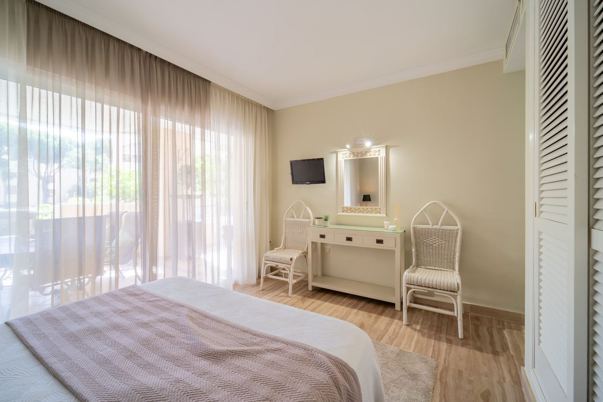 Appartement te koop in Elviria | 3 slaapkamers H5477959