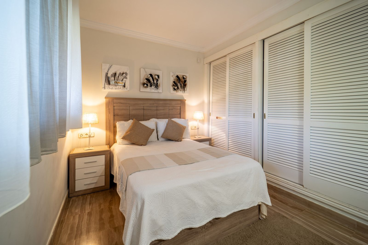 Appartement te koop in Elviria | 3 slaapkamers H5477959