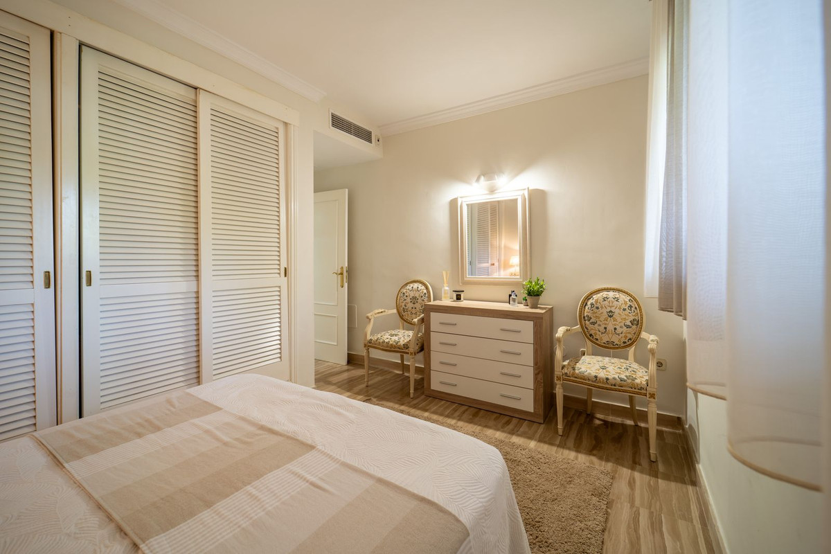 Appartement te koop in Elviria | 3 slaapkamers H5477959