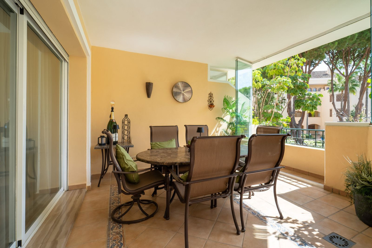 Appartement te koop in Elviria | 3 slaapkamers H5477959