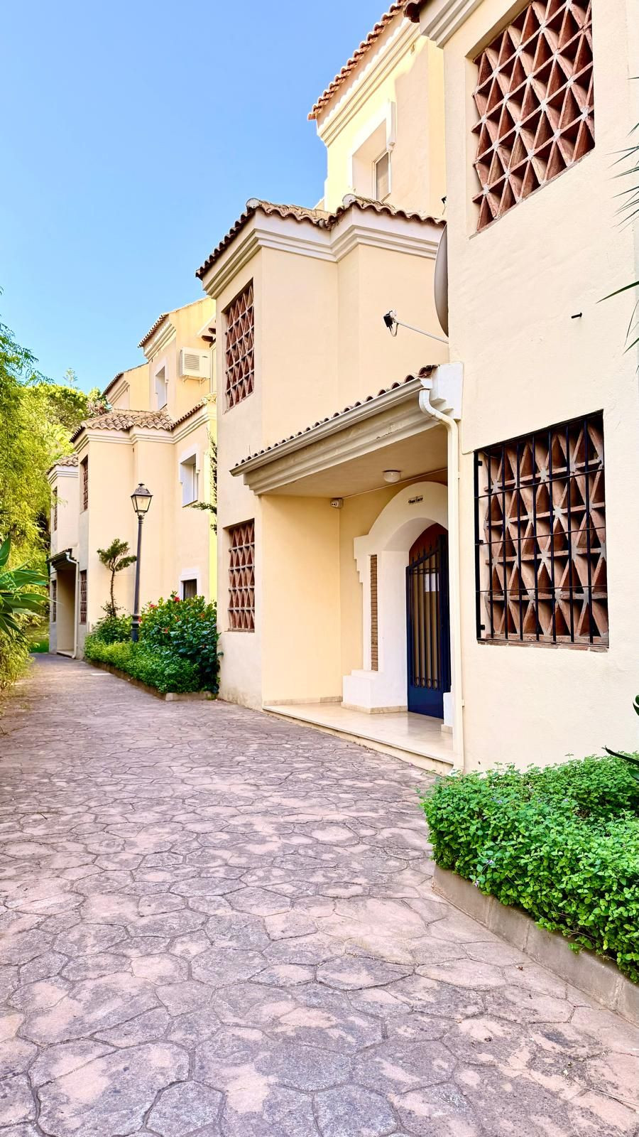 Appartement te koop in Elviria | 2 slaapkamers H5480428