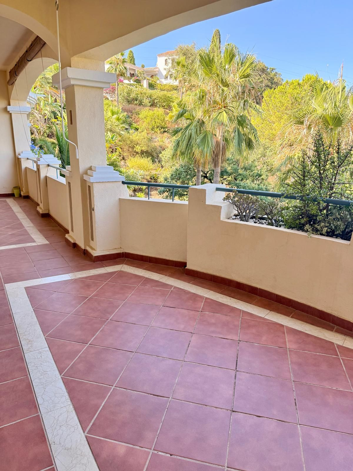 Appartement te koop in Elviria | 2 slaapkamers H5480428