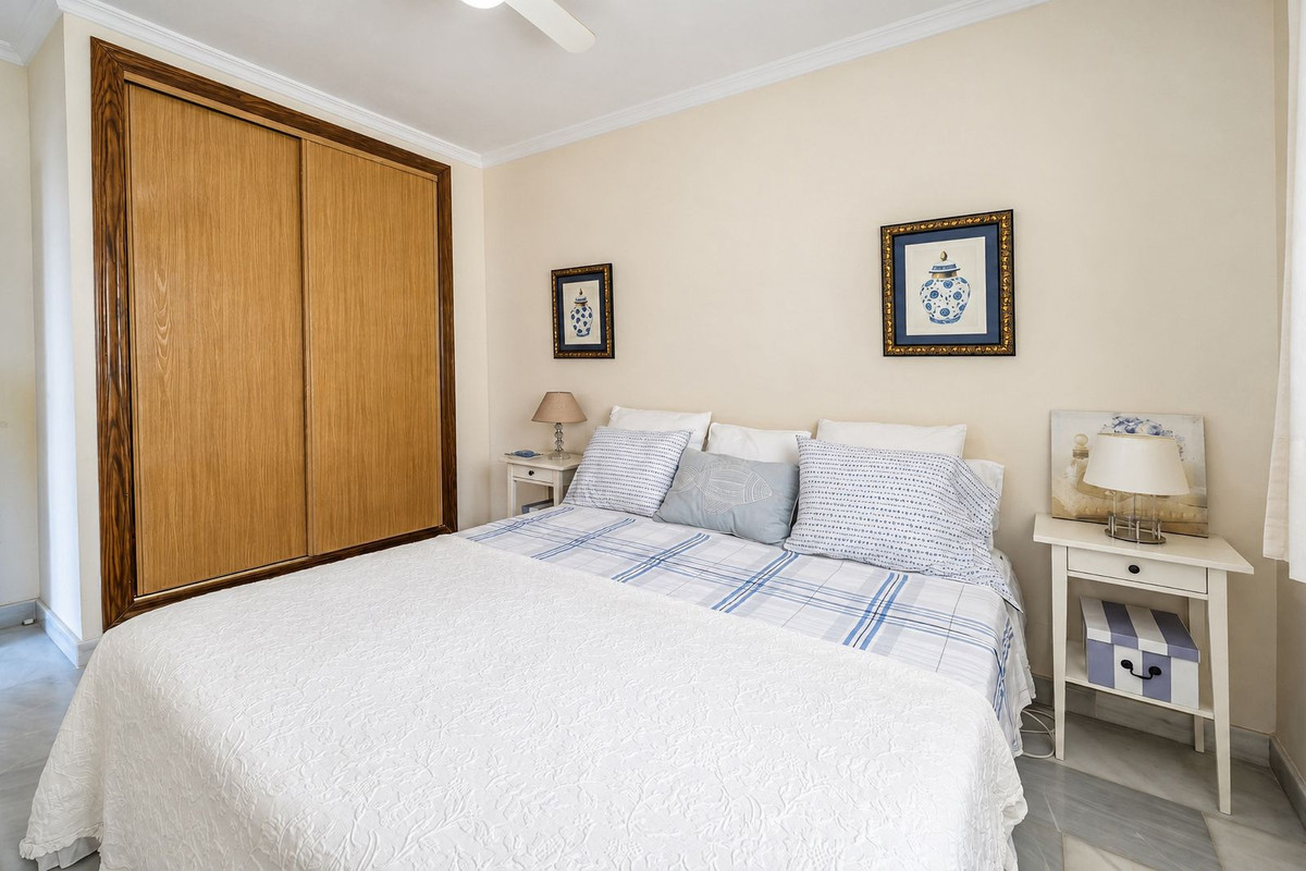 Appartement te koop in Elviria | 2 slaapkamers H5482717