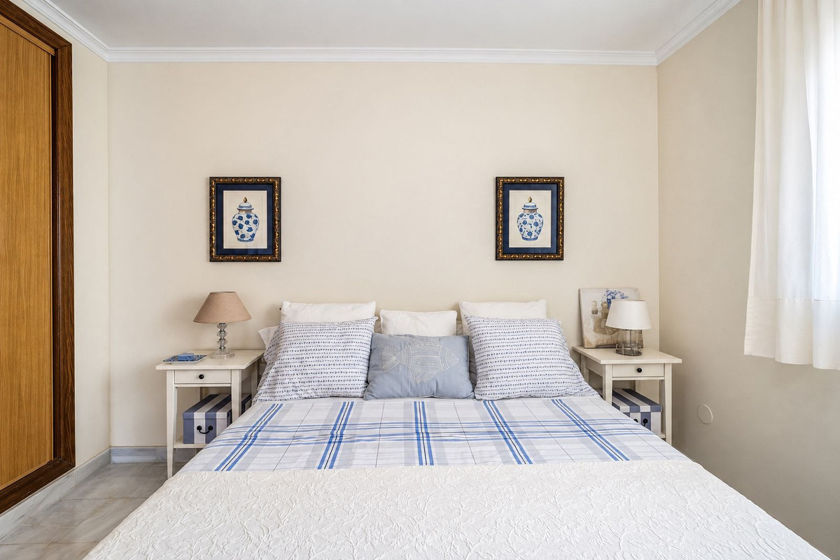 Appartement te koop in Elviria | 2 slaapkamers H5482717