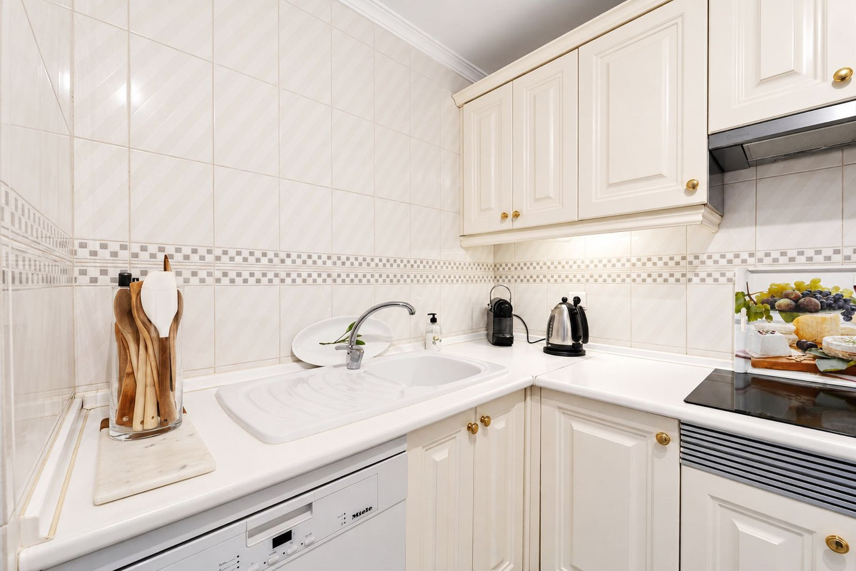 Appartement te koop in Elviria | 2 slaapkamers H5482717