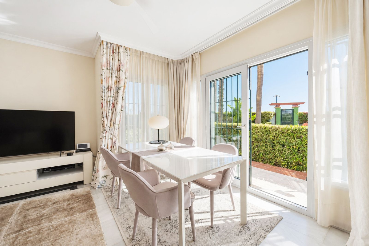 Appartement te koop in Elviria | 2 slaapkamers H5482717