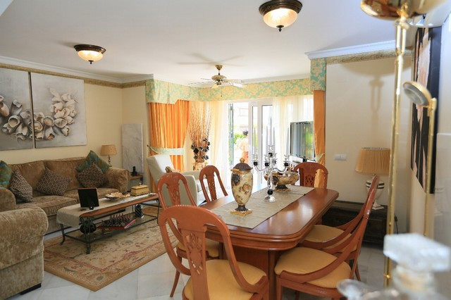 Appartement te koop in Elviria | 2 slaapkamers H5483590