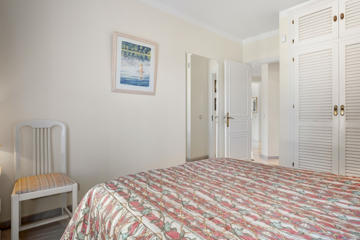 Appartement te koop in Elviria | 3 slaapkamers H5488036