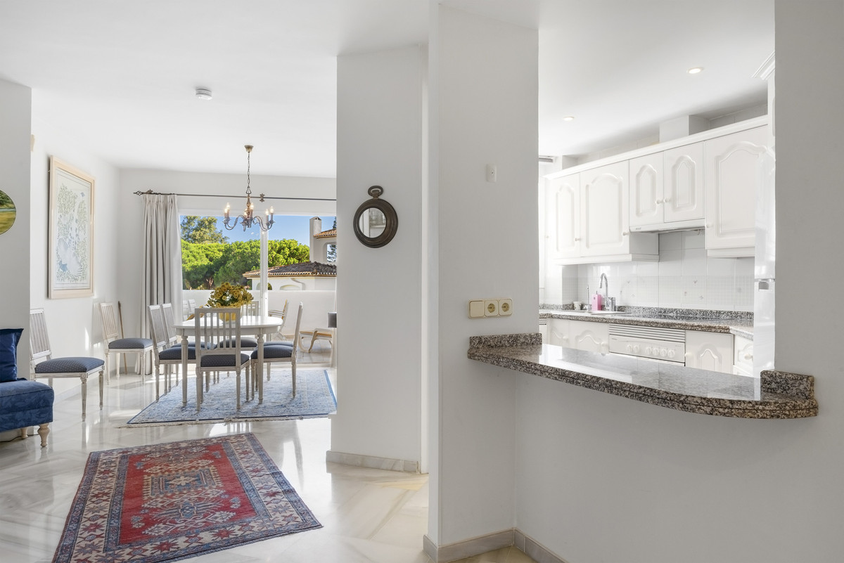 Appartement te koop in Elviria | 3 slaapkamers H5488036