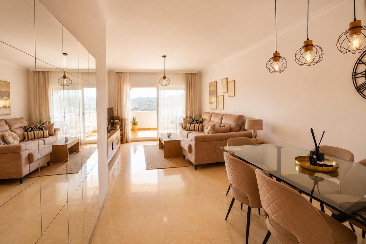 Appartement te koop in Elviria | 2 slaapkamers H5492269