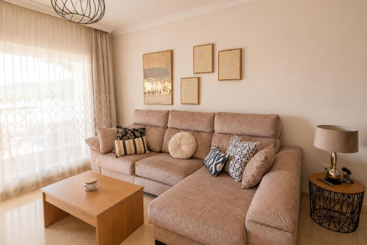Appartement te koop in Elviria | 2 slaapkamers H5492269