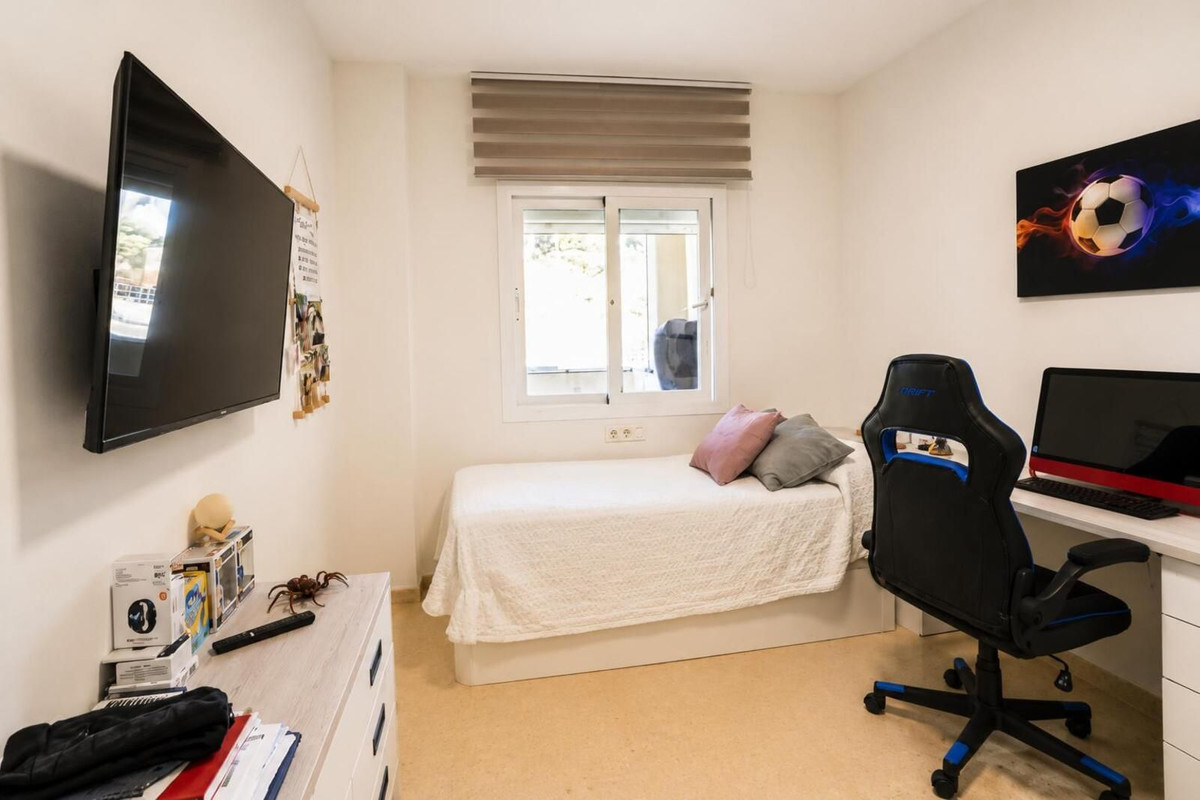 Appartement te koop in Elviria | 2 slaapkamers H5492269