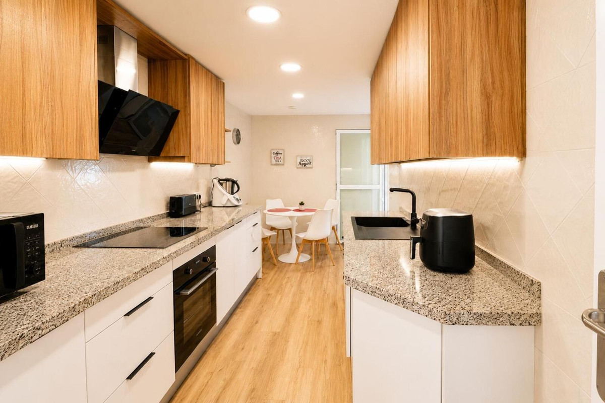 Appartement te koop in Elviria | 2 slaapkamers H5492269