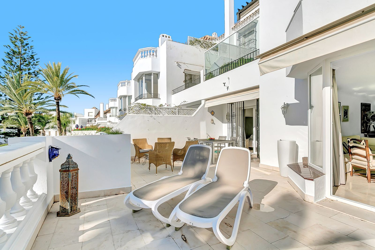 Appartement te koop in Elviria | 2 slaapkamers H5492641