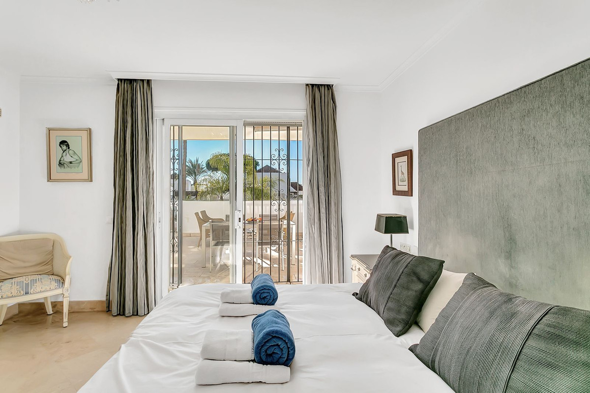 Appartement te koop in Elviria | 2 slaapkamers H5492641