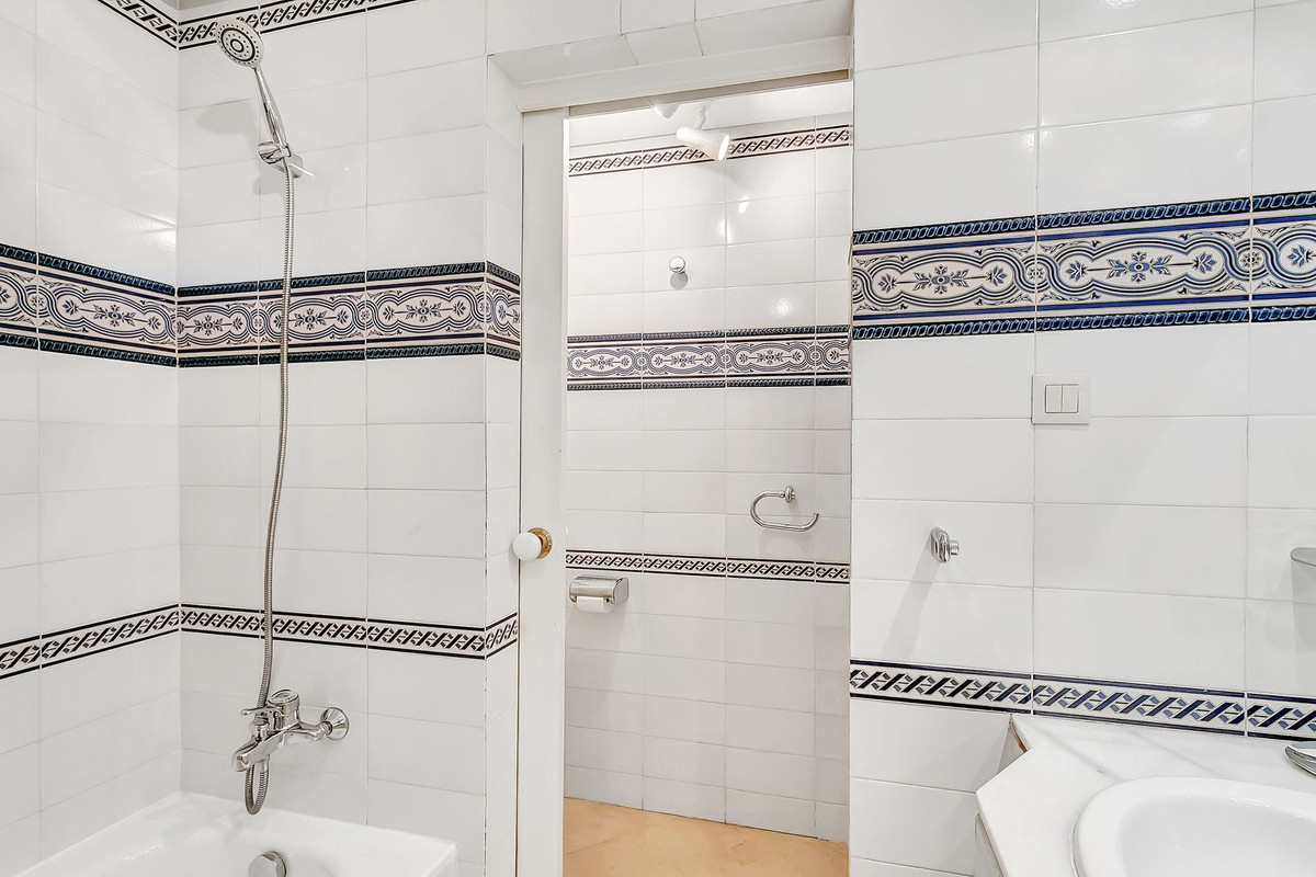 Appartement te koop in Elviria | 2 slaapkamers H5492641