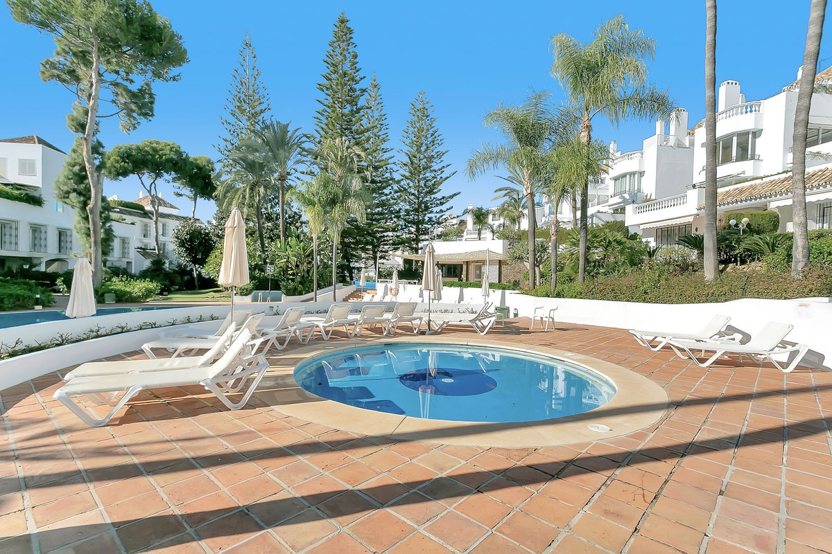 Appartement te koop in Elviria | 2 slaapkamers H5492641