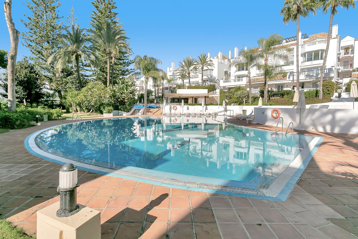 Appartement te koop in Elviria | 2 slaapkamers H5492641