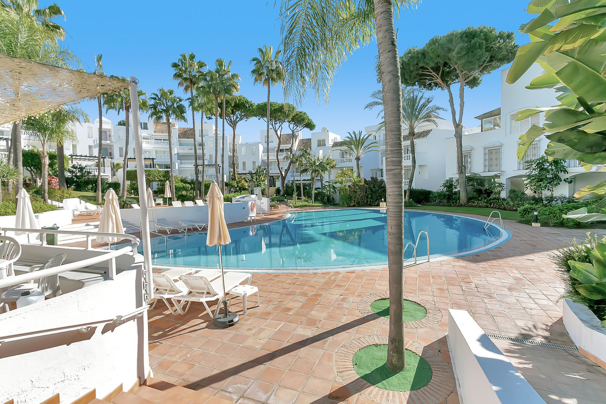 Appartement te koop in Elviria | 2 slaapkamers H5492641
