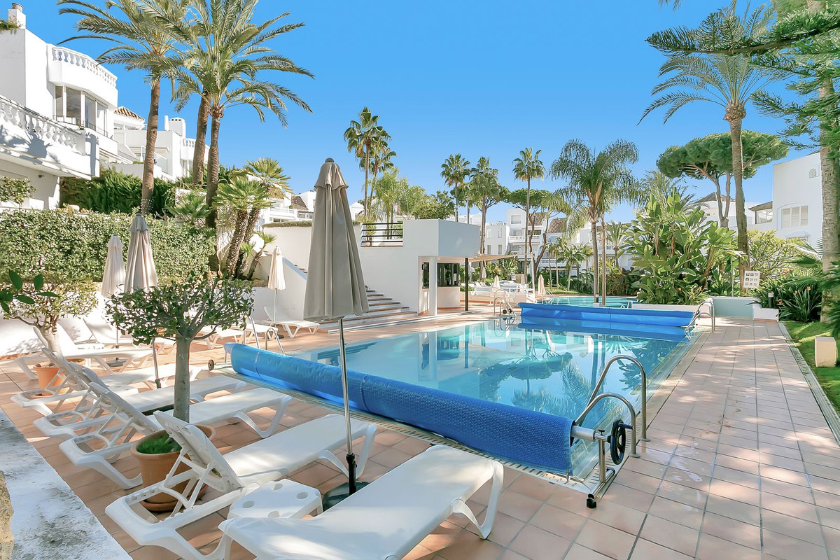 Appartement te koop in Elviria | 2 slaapkamers H5492641
