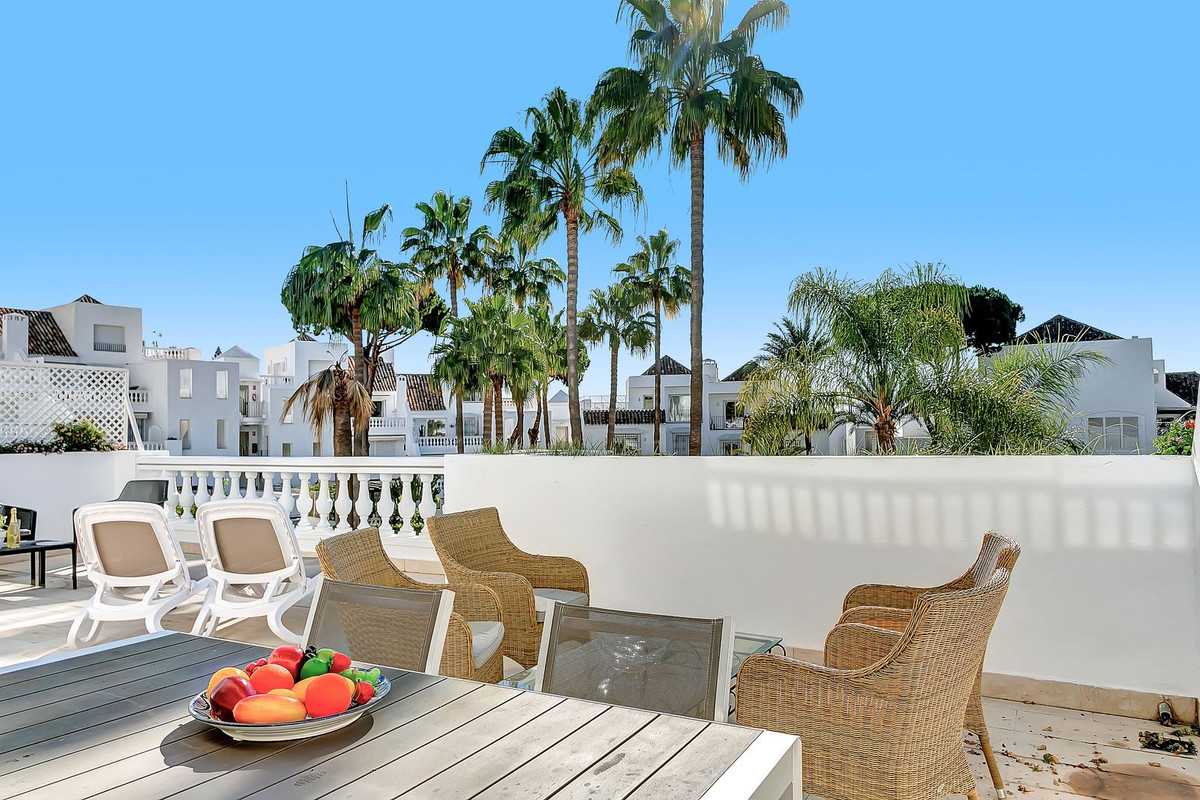 Appartement te koop in Elviria | 2 slaapkamers H5492641