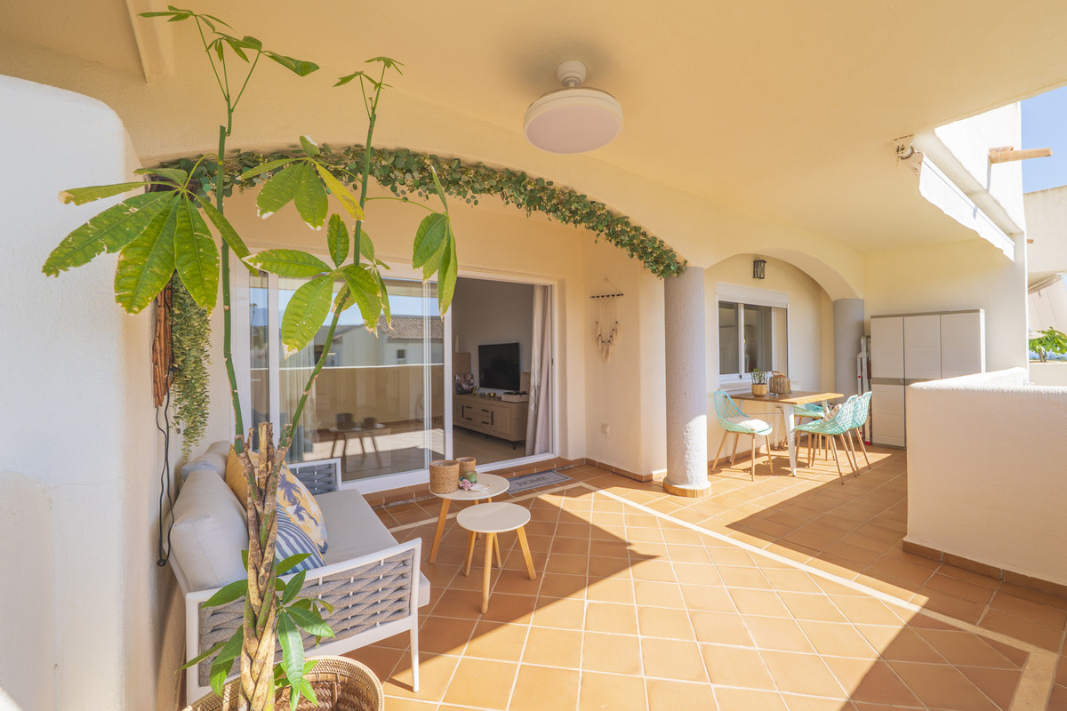 Appartement te koop in Elviria | 2 slaapkamers H5494639