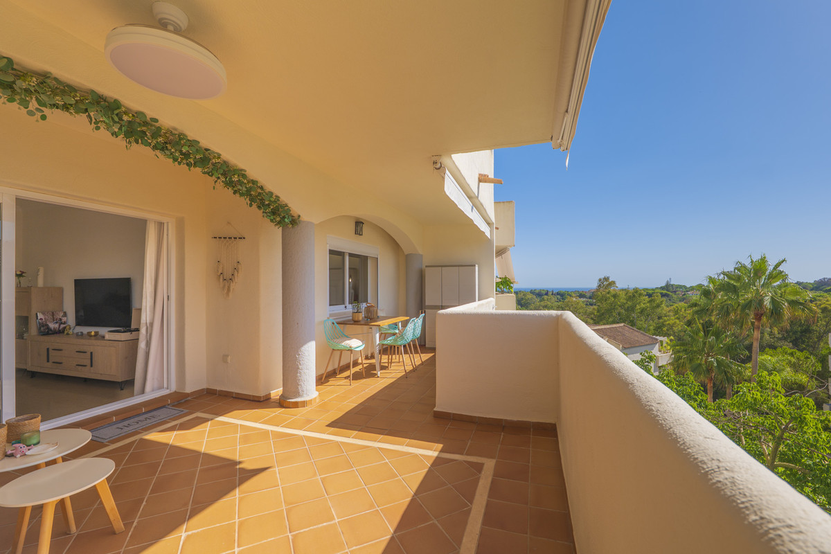 Appartement te koop in Elviria | 2 slaapkamers H5494639