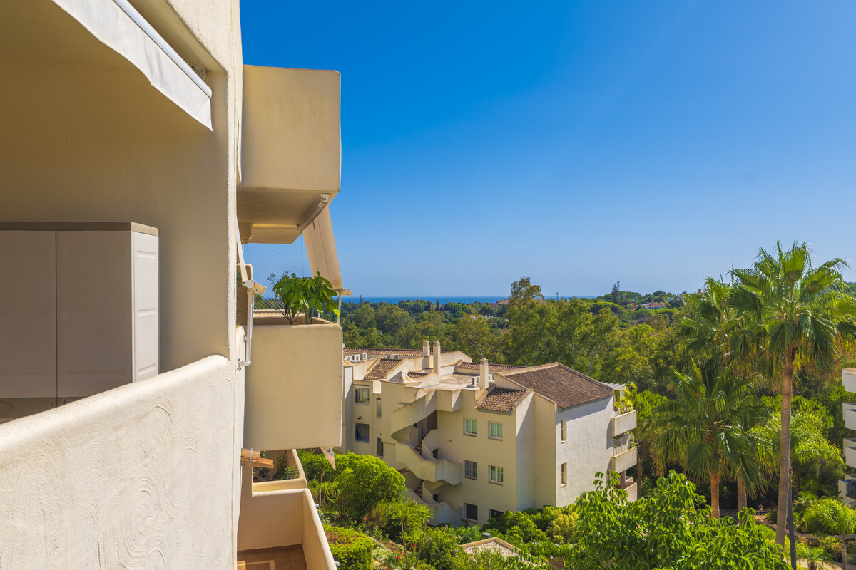 Appartement te koop in Elviria | 2 slaapkamers H5494639