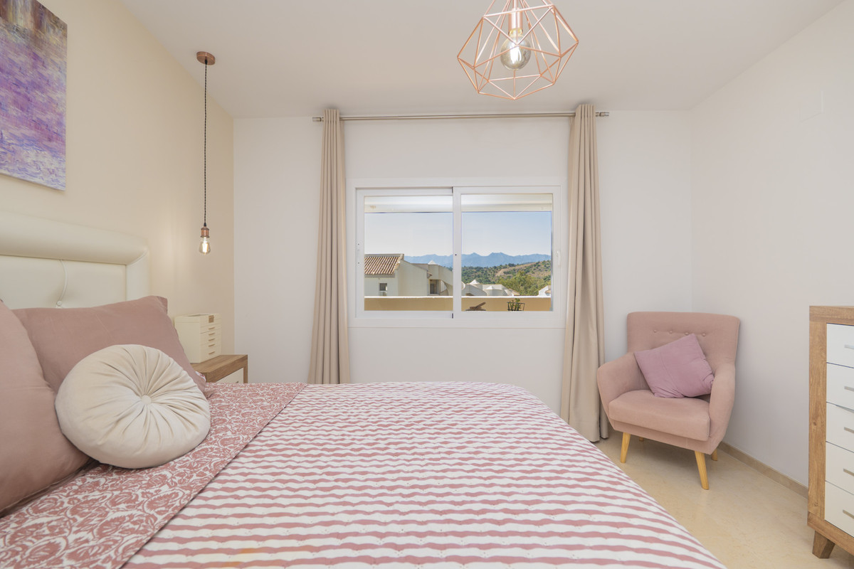 Appartement te koop in Elviria | 2 slaapkamers H5494639