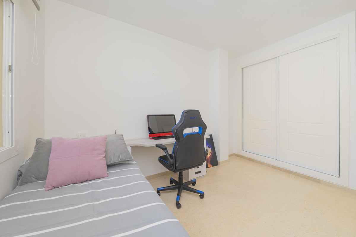 Appartement te koop in Elviria | 2 slaapkamers H5494639