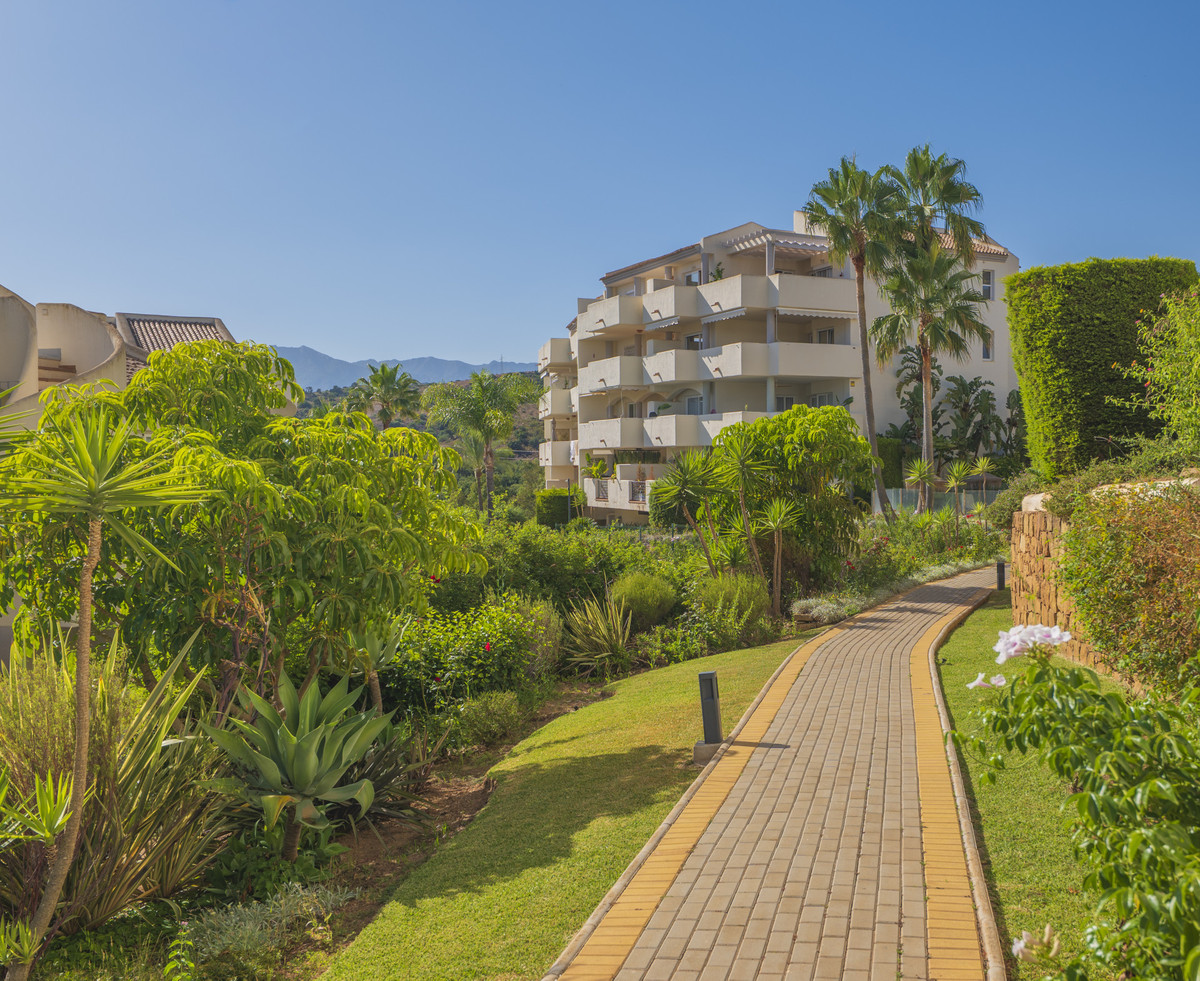 Appartement te koop in Elviria | 2 slaapkamers H5494639