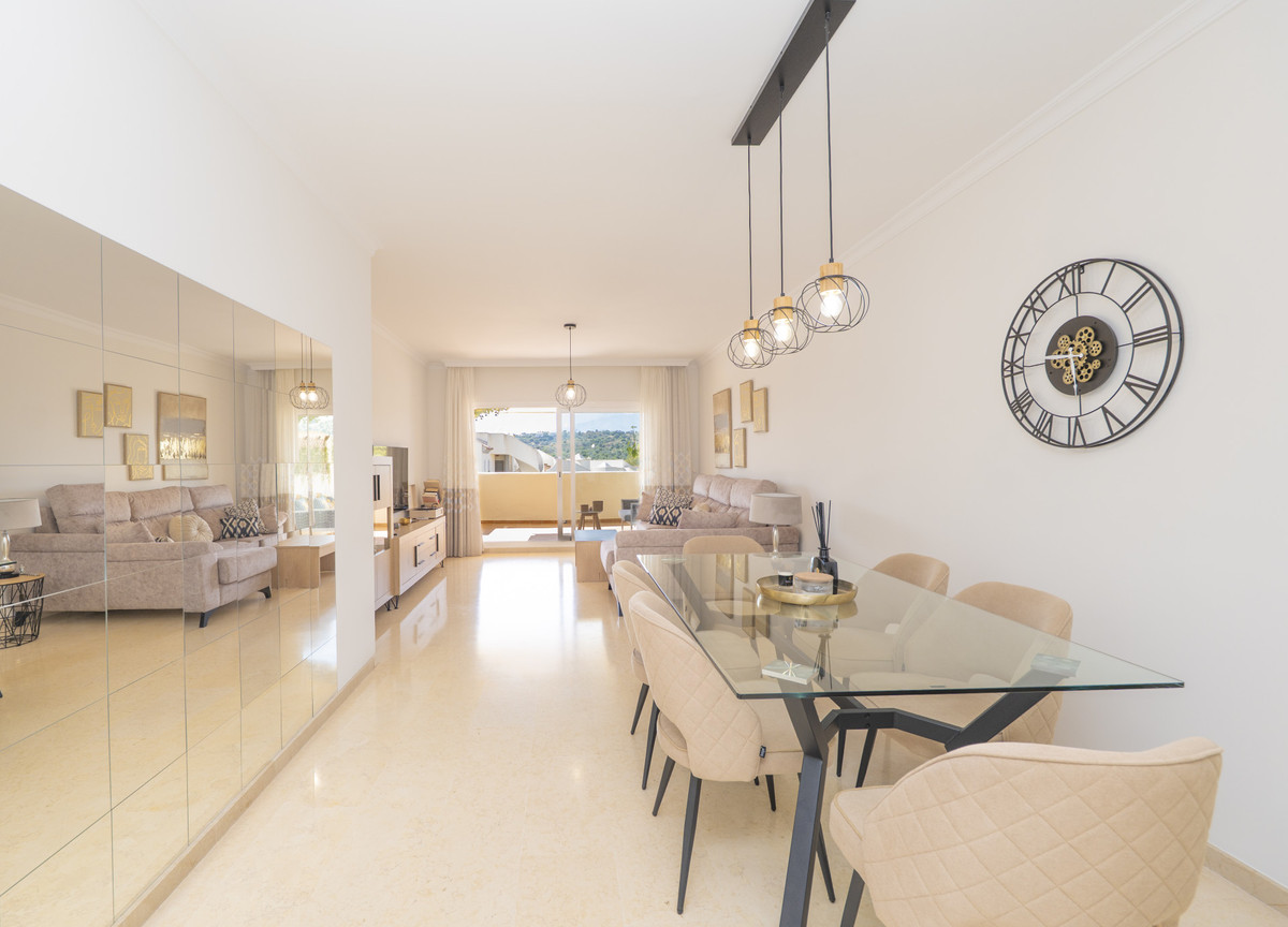 Appartement te koop in Elviria | 2 slaapkamers H5494639