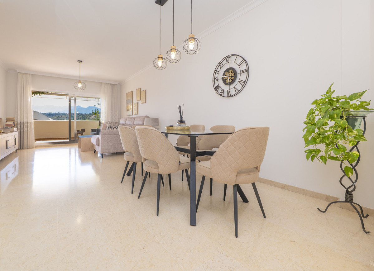 Appartement te koop in Elviria | 2 slaapkamers H5494639