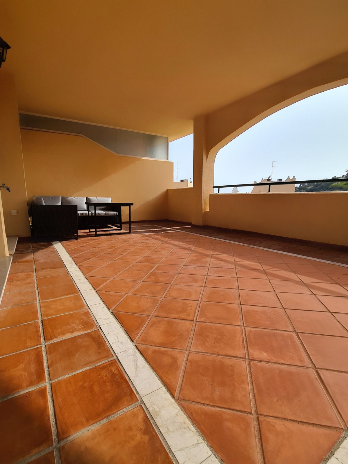 Appartement te koop in Elviria | 3 slaapkamers H5496148