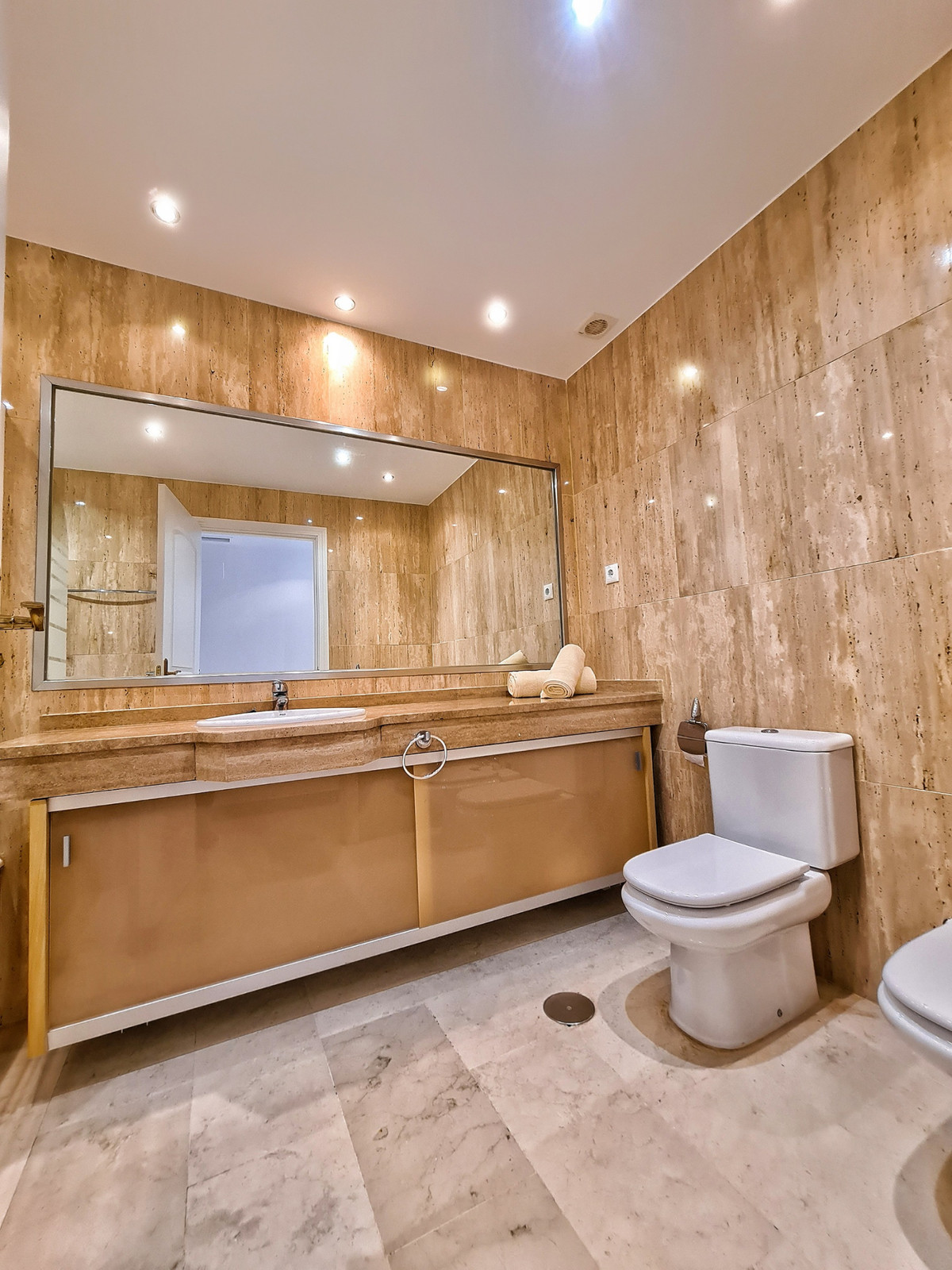 Appartement te koop in Elviria | 3 slaapkamers H5496148