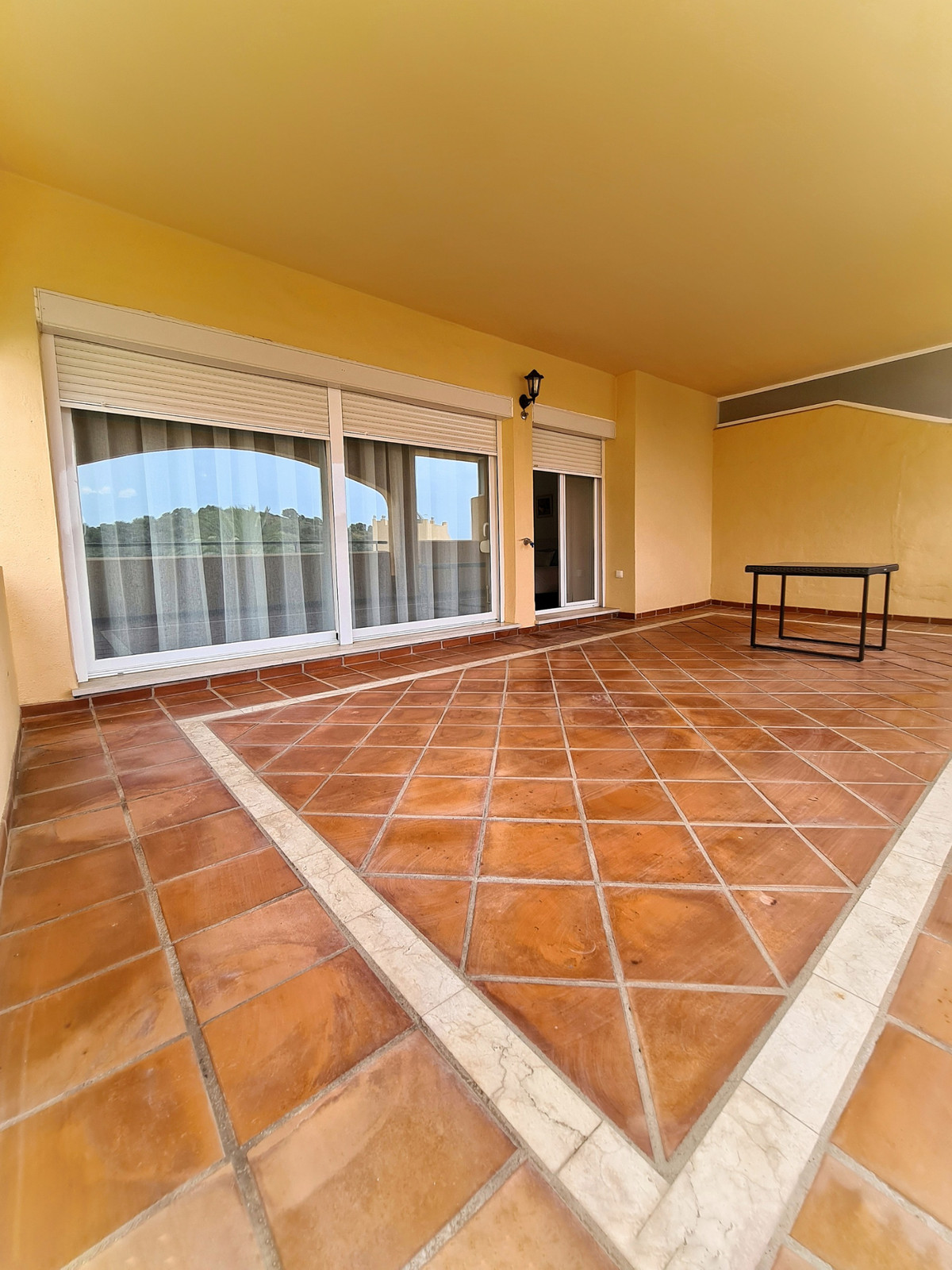 Appartement te koop in Elviria | 3 slaapkamers H5496148