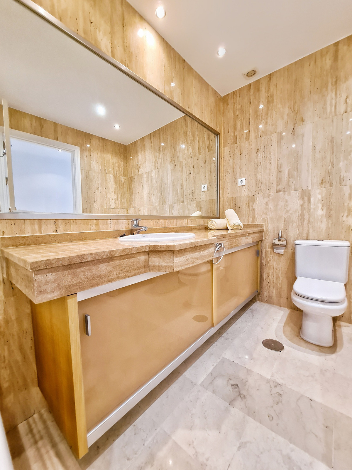Appartement te koop in Elviria | 3 slaapkamers H5496148