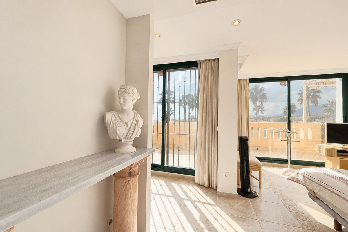 Penthouse Duplex te koop in Elviria | 3 slaapkamers H5506582