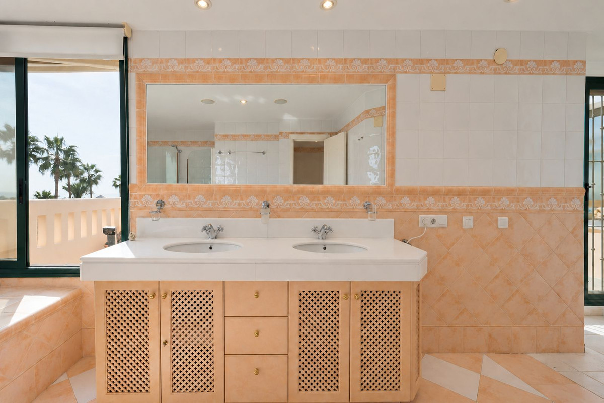 Penthouse Duplex te koop in Elviria | 3 slaapkamers H5506582