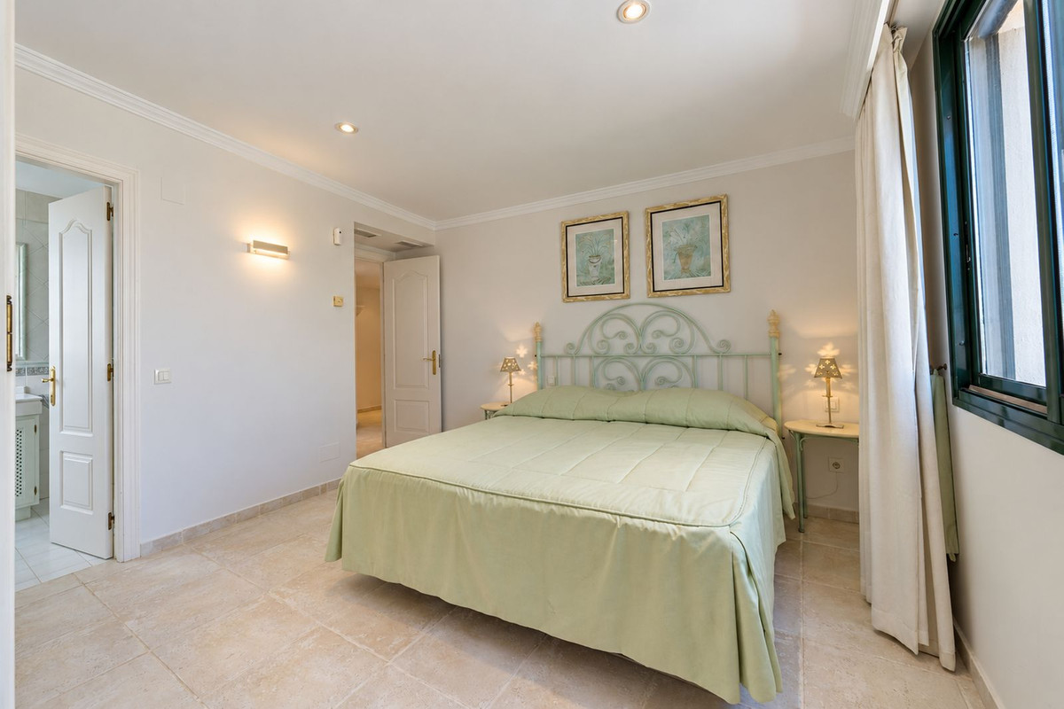 Penthouse Duplex te koop in Elviria | 3 slaapkamers H5506582