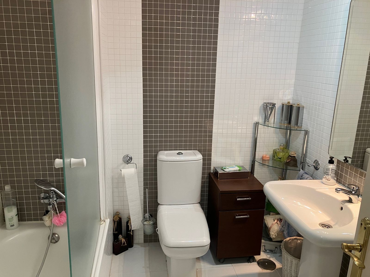 Appartement te koop in Elviria | 2 slaapkamers H5510047