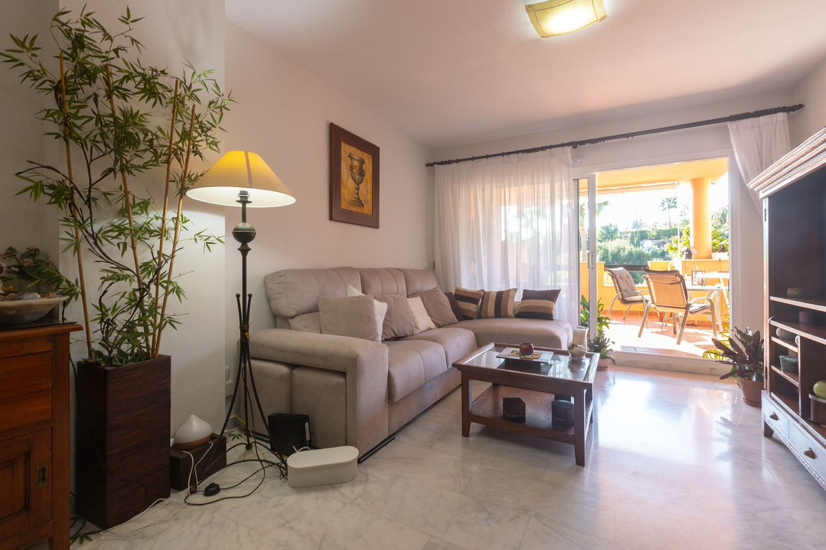 Appartement te koop in Elviria | 2 slaapkamers H5510047
