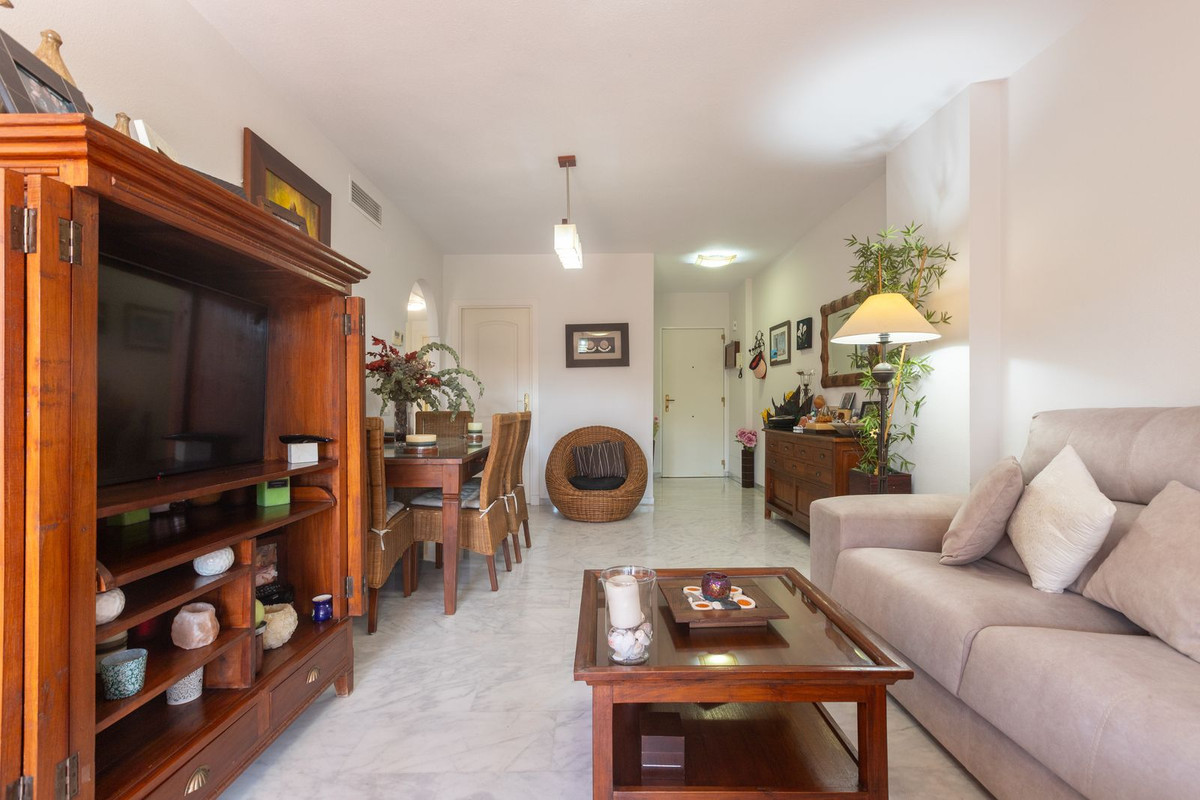 Appartement te koop in Elviria | 2 slaapkamers H5510047