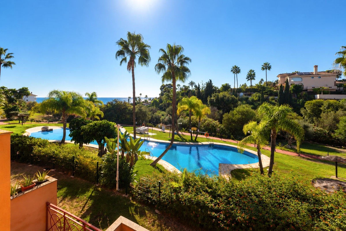 Appartement te koop in Elviria | 2 slaapkamers H5510047