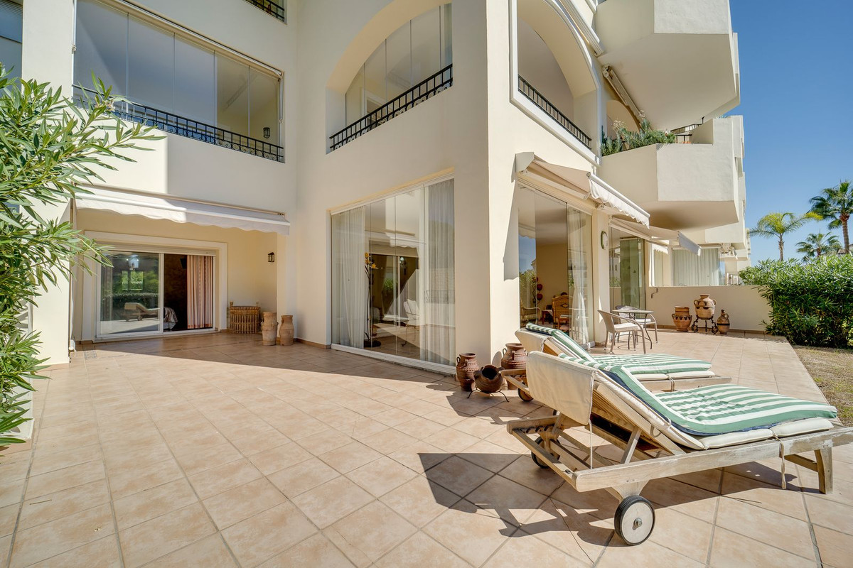 Appartement te koop in Elviria | 2 slaapkamers H5511535