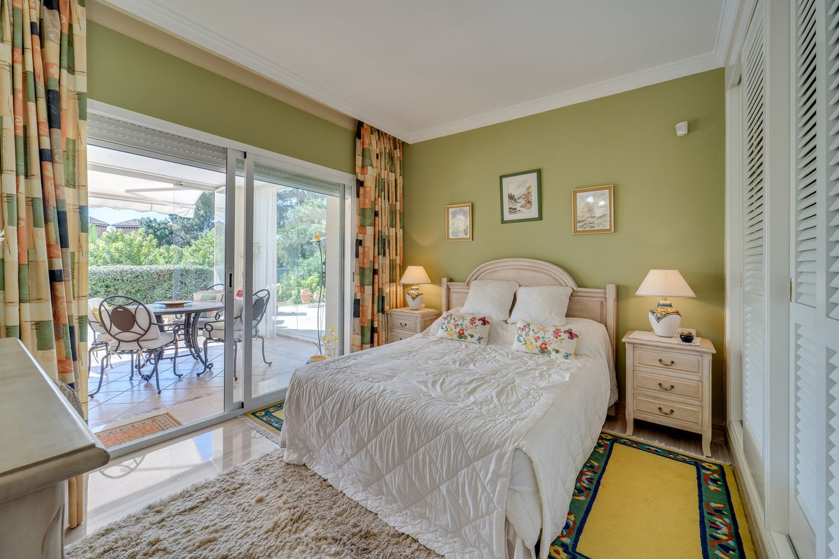 Appartement te koop in Elviria | 2 slaapkamers H5511535