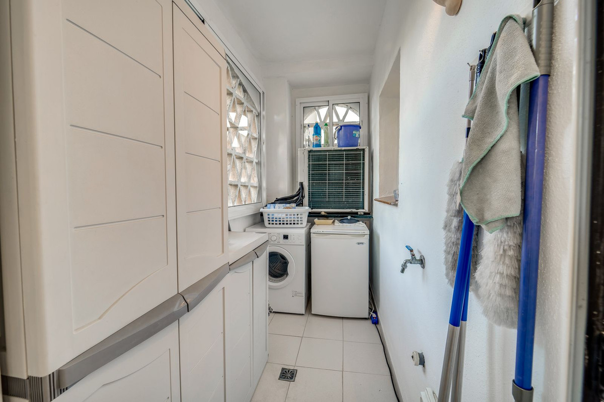 Appartement te koop in Elviria | 2 slaapkamers H5511535