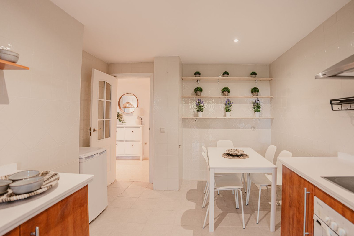 Appartement te koop in Elviria | 3 slaapkamers H5514385